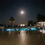 Hotel Karavados Beach Hotel