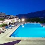 Hotel Karavados Beach Hotel 3*