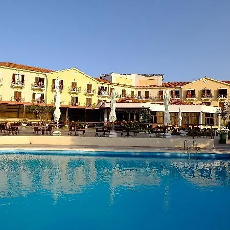 Karavados Beach Hotel 3* Karavádhos