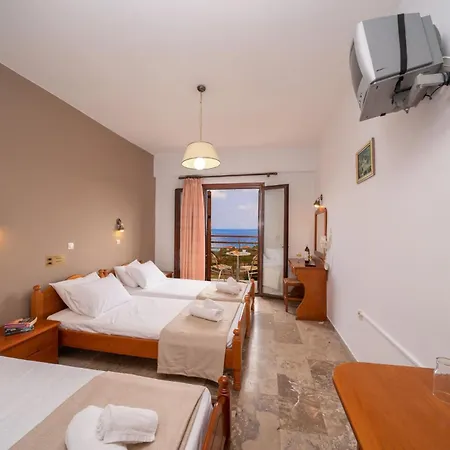 호텔 Karavados Beach Hotel 3*