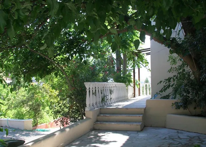 Karavados Beach Hotel Hotel 3*