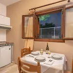 호텔 Karavados Beach Hotel Karavádhos