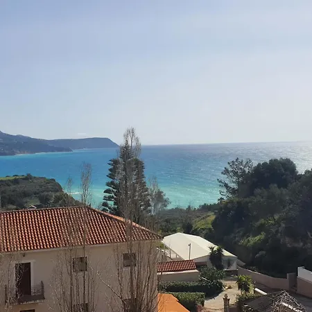 Karavados Beach Hotel מלון Karavádhos