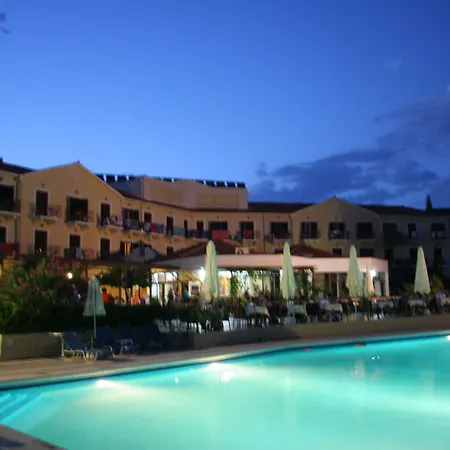 ホテル Karavados Beach Hotel Karavádhos