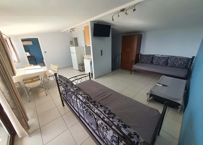 فندق Karavados Beach Hotel Karavádhos