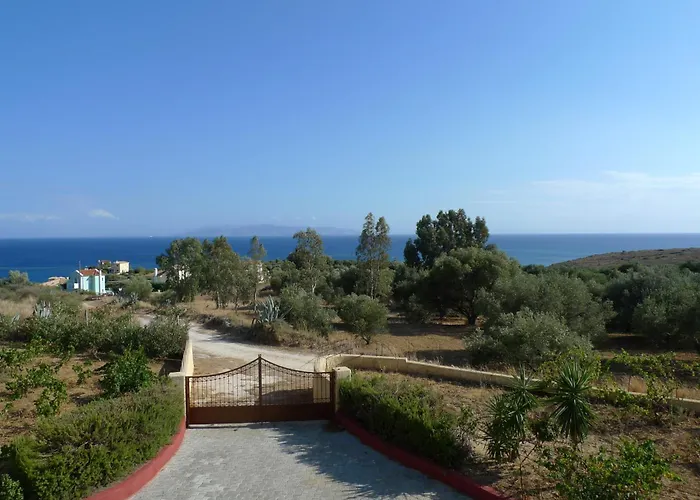 Karavados Beach Hotel Karavádhos