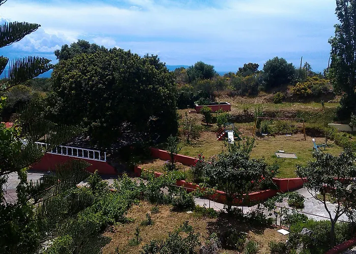 فندق Karavados Beach Hotel Karavádhos