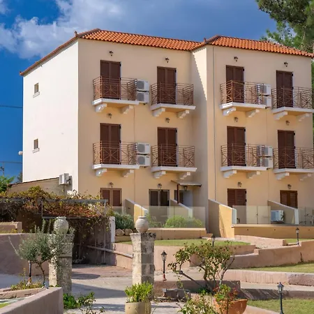 卡拉瓦德兹海滩酒店 3*