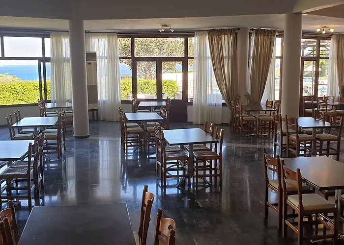 Karavados Beach Hotel 3*